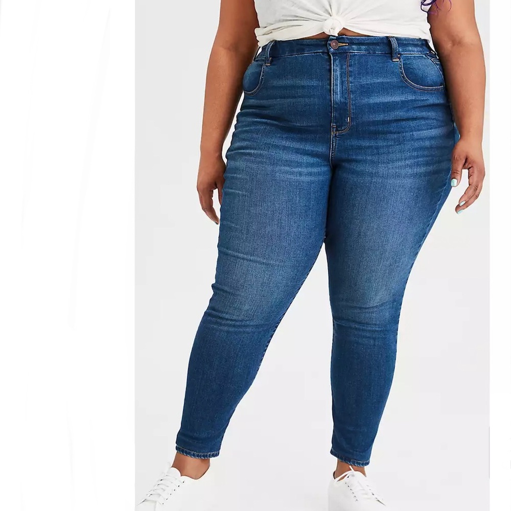 American Eagle “Curvy Jegging” Sz: 24 (Waist: 45)